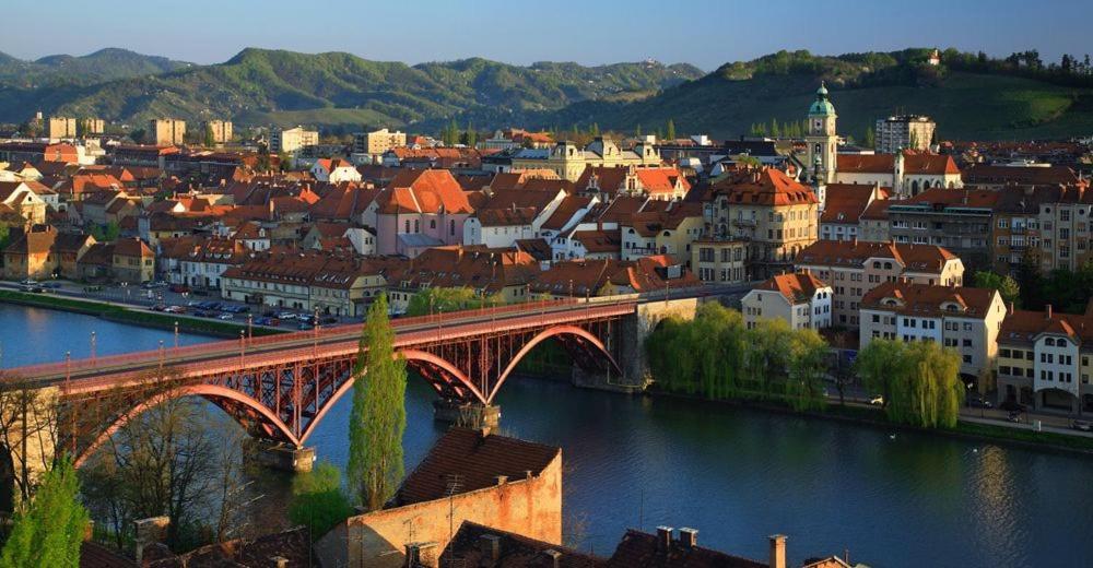 Apartma4Us Maribor Zewnętrze zdjęcie
